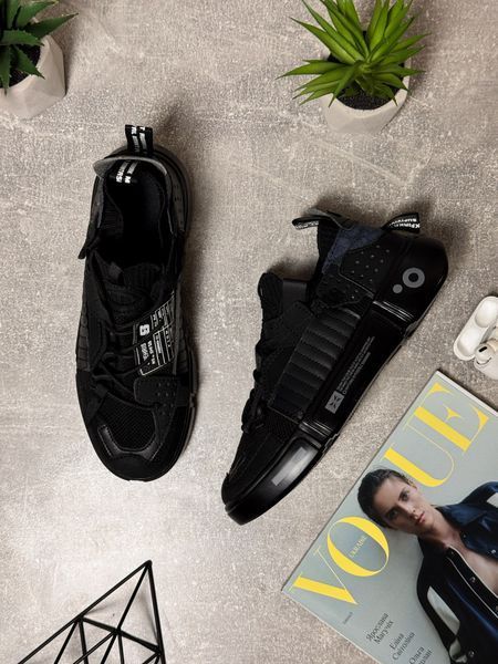 Black summer sneakers