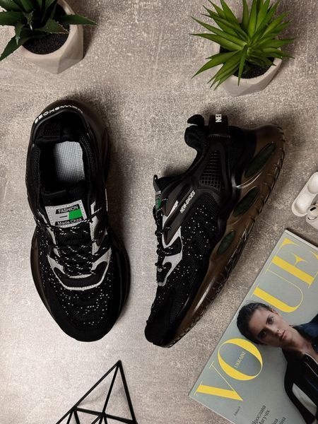 Black summer sneakers with silicone soles