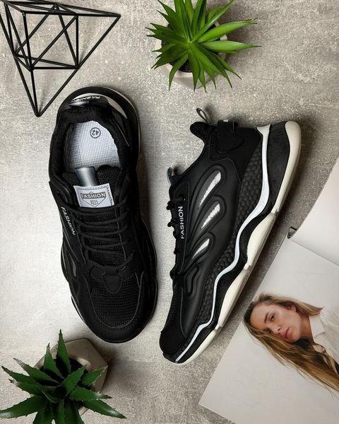 Black chunky sneakers
