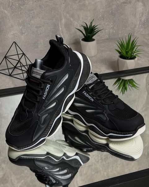 Black chunky sneakers